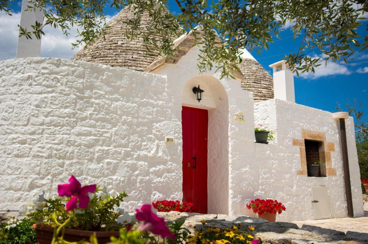 Вилла I Trulli Degli Ulivi Локоротондо Экстерьер фото